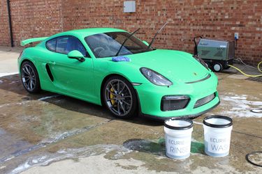 Porsche Cayman GT4 Wash