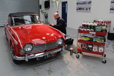 Triumph TR4A Machine Polishing