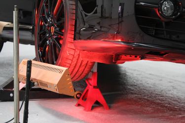 9)_BODYSHOP__PAINTWORK_REPAIRS