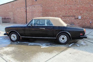EXTERIOR_HAND_WASHED__DRIED