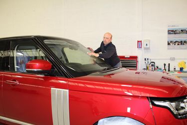 HYDROPHOBIC_GLASS_SEALANT_APPLIED