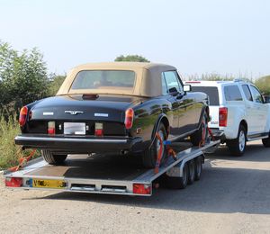 VEHICLE_COLLECTED_USING_IN-HOUSE_TRANSPORT_SERVICE